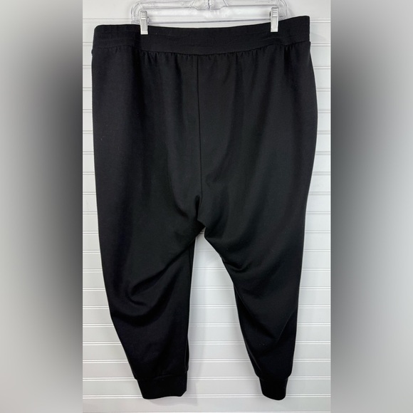 Torrid women’s black and tri colored striped sweatpant joggers. Size 3 (22-24) - Picture 2 of 3